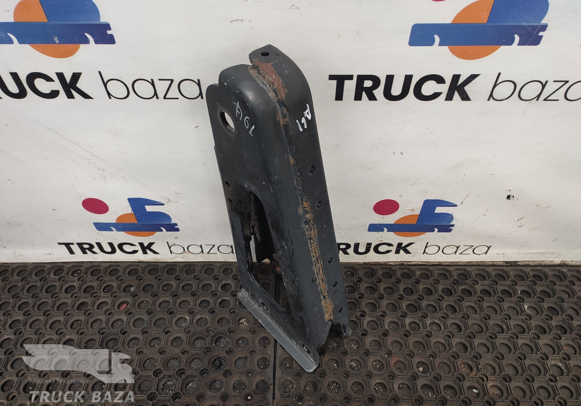 9603101260 Кронштейн кабины левый для Mercedes-Benz Actros New Actros MP4 (с 2011)