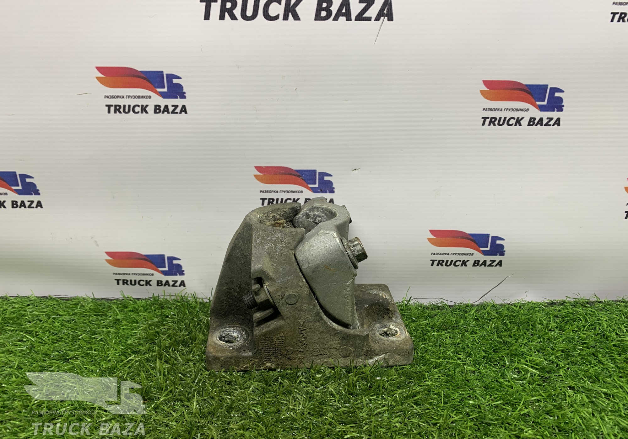 21213203 Кронштейн крыла заднего