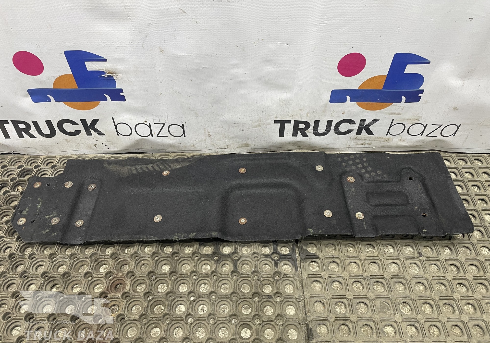 YZ962593000017 Шумоизоляция двигателя правая для Sinotruk Sitrak C7H