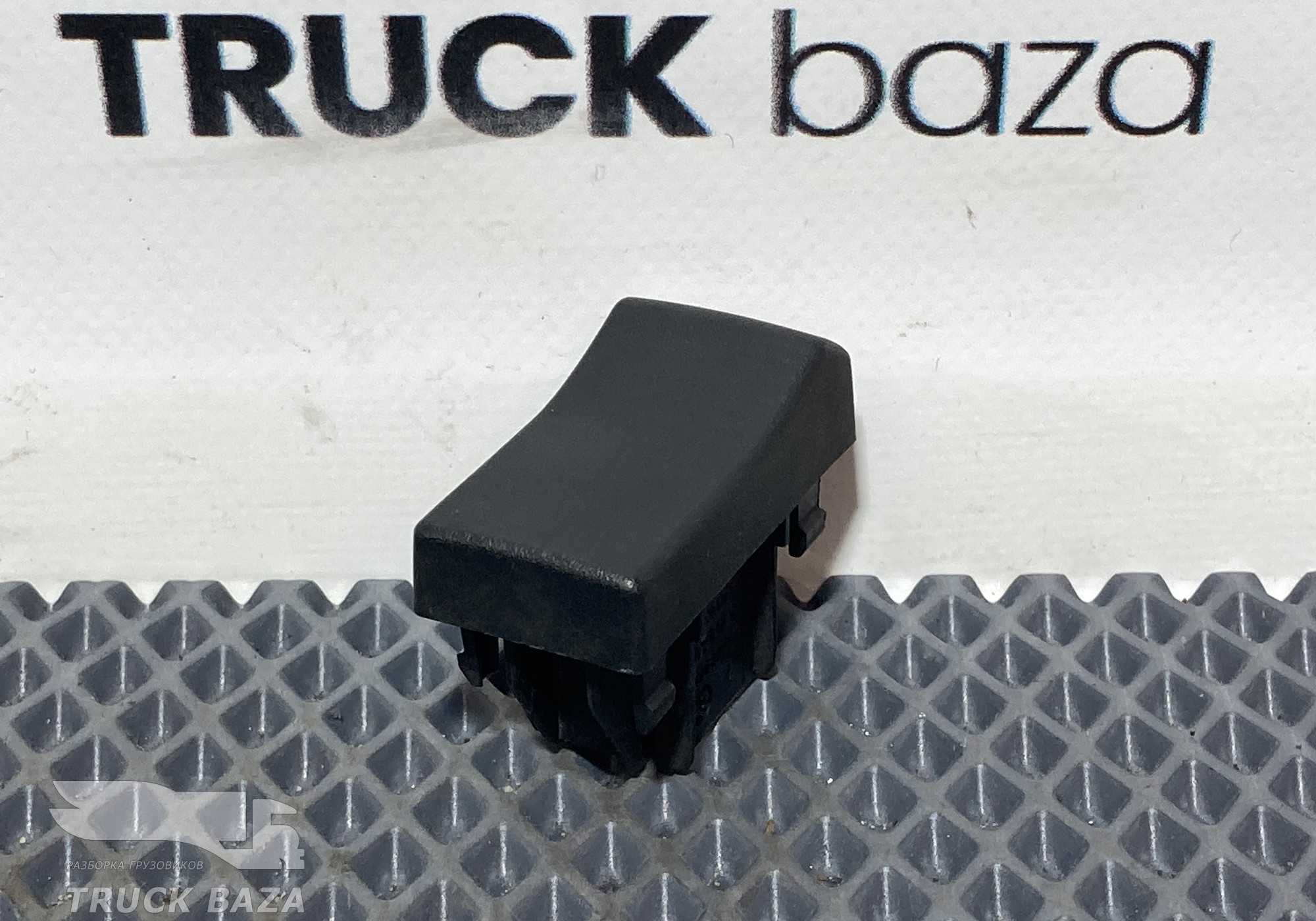 5010377439 Заглушка кнопки для Renault Premium I (с 1996 по 2004)