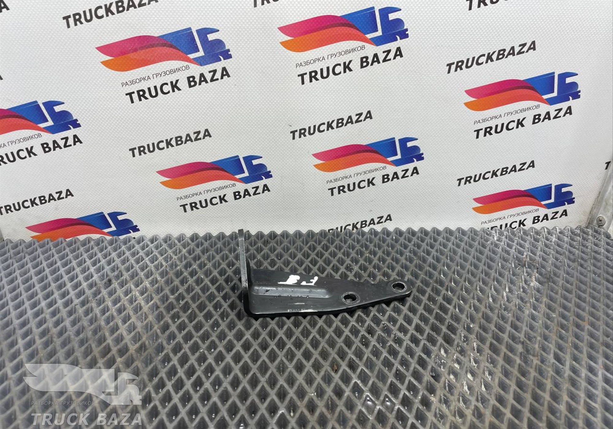 GC469346AB Кронштейн для Ford F-MAX (с 2018)