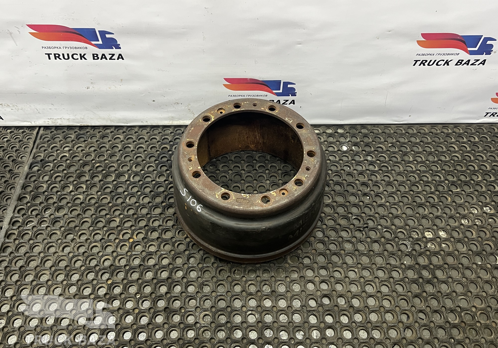 2378715 Барабан тормозной передний