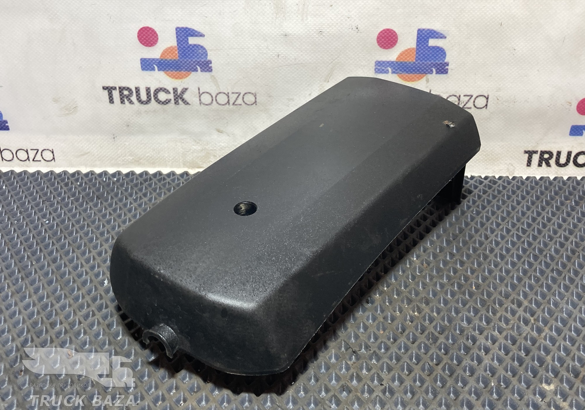 9605240828 Накладка кронштейна крыла для Mercedes-Benz Actros New Actros MP4 (с 2011)