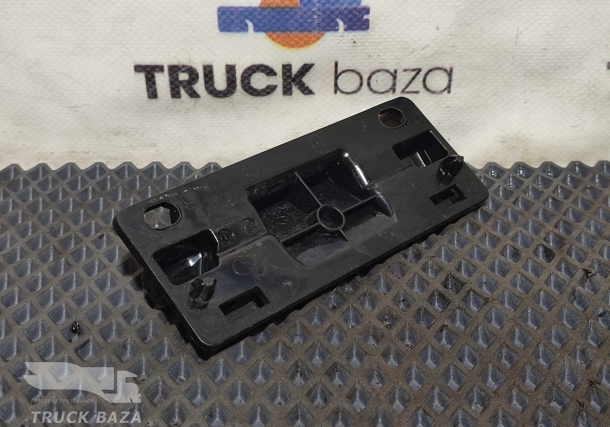 9606802031 Накладка торпедо для Mercedes-Benz Actros