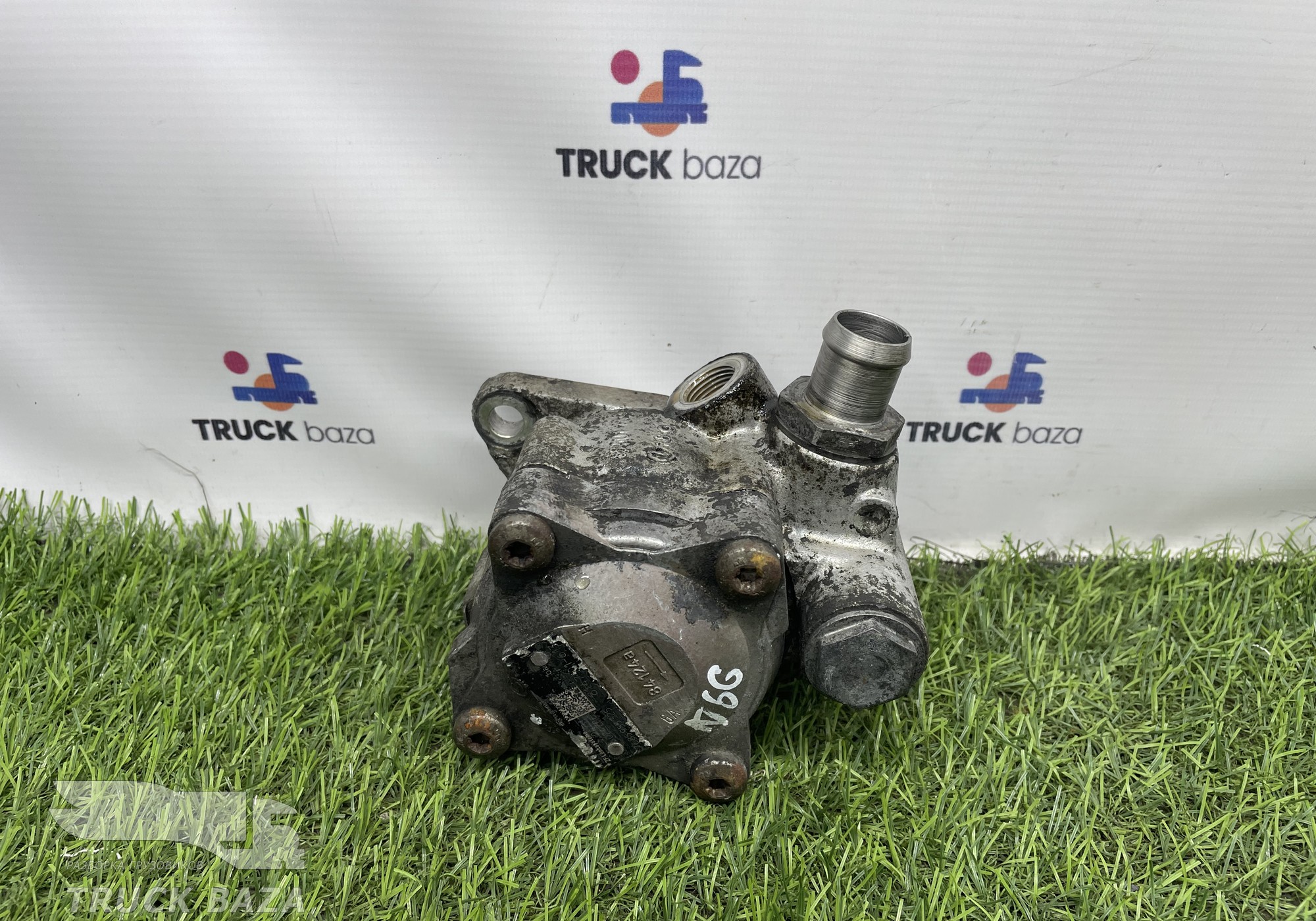 81471016136 Насос ГУРа