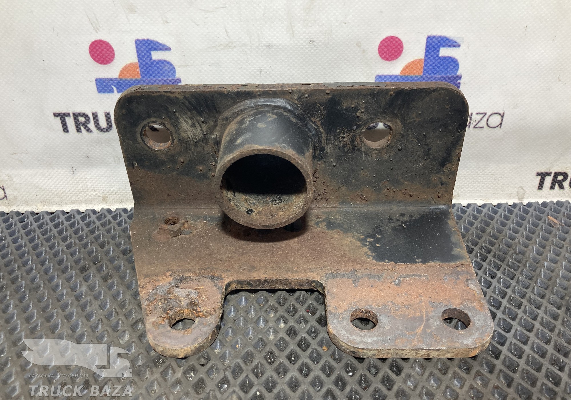 A9614291168 Кронштейн осушителя воздуха для КАМАЗ