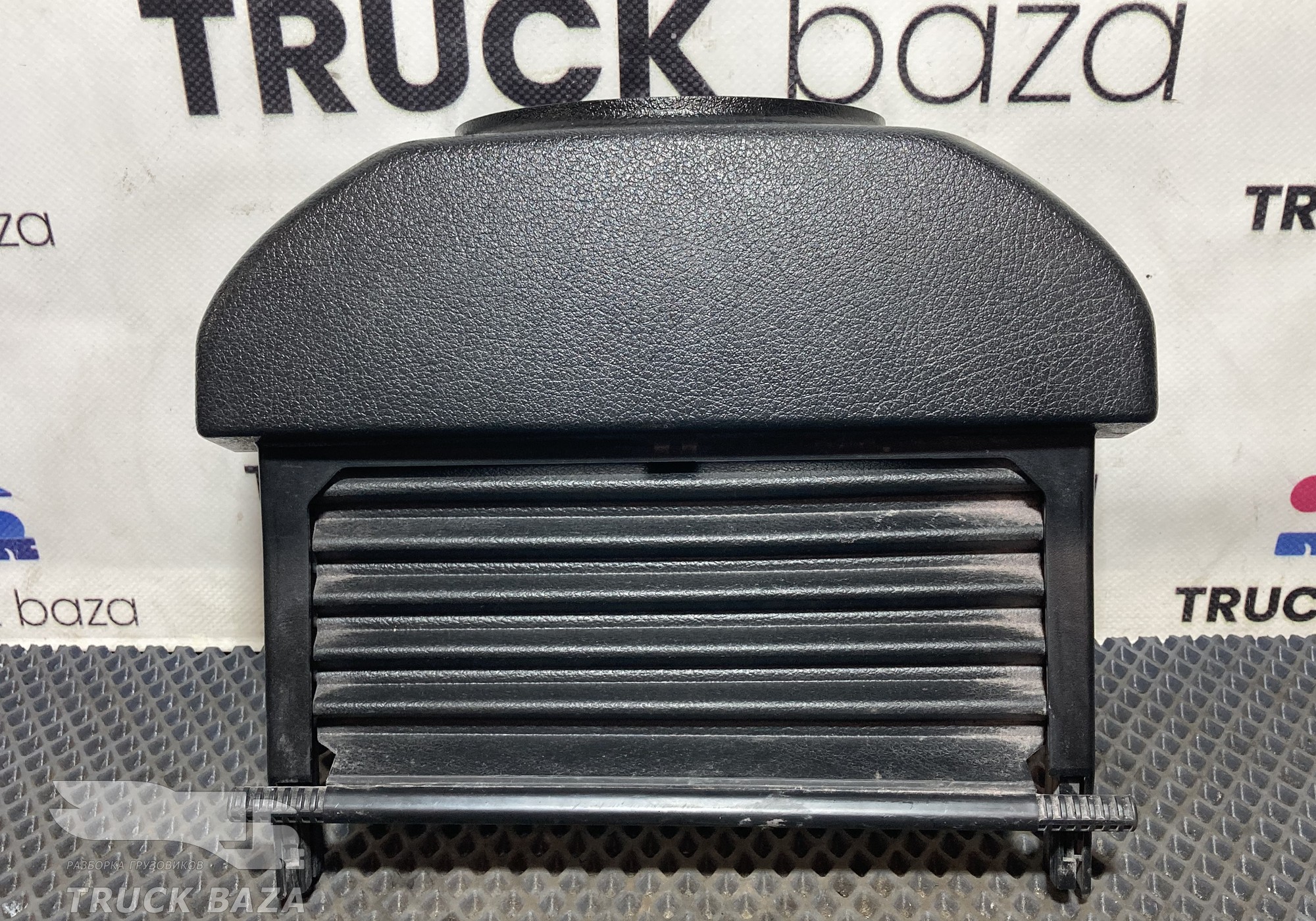 9604600495 Кожух рулевой колонки для Mercedes-Benz Actros New Actros MP4 (с 2011)