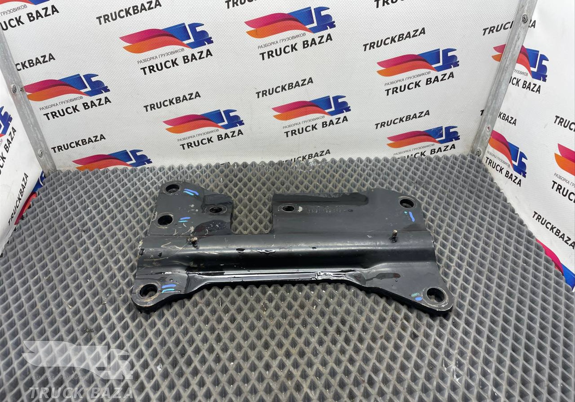 9605500538 Кронштейн цилиндра подъема кабины для Mercedes-Benz Actros New Actros MP4 (с 2011)