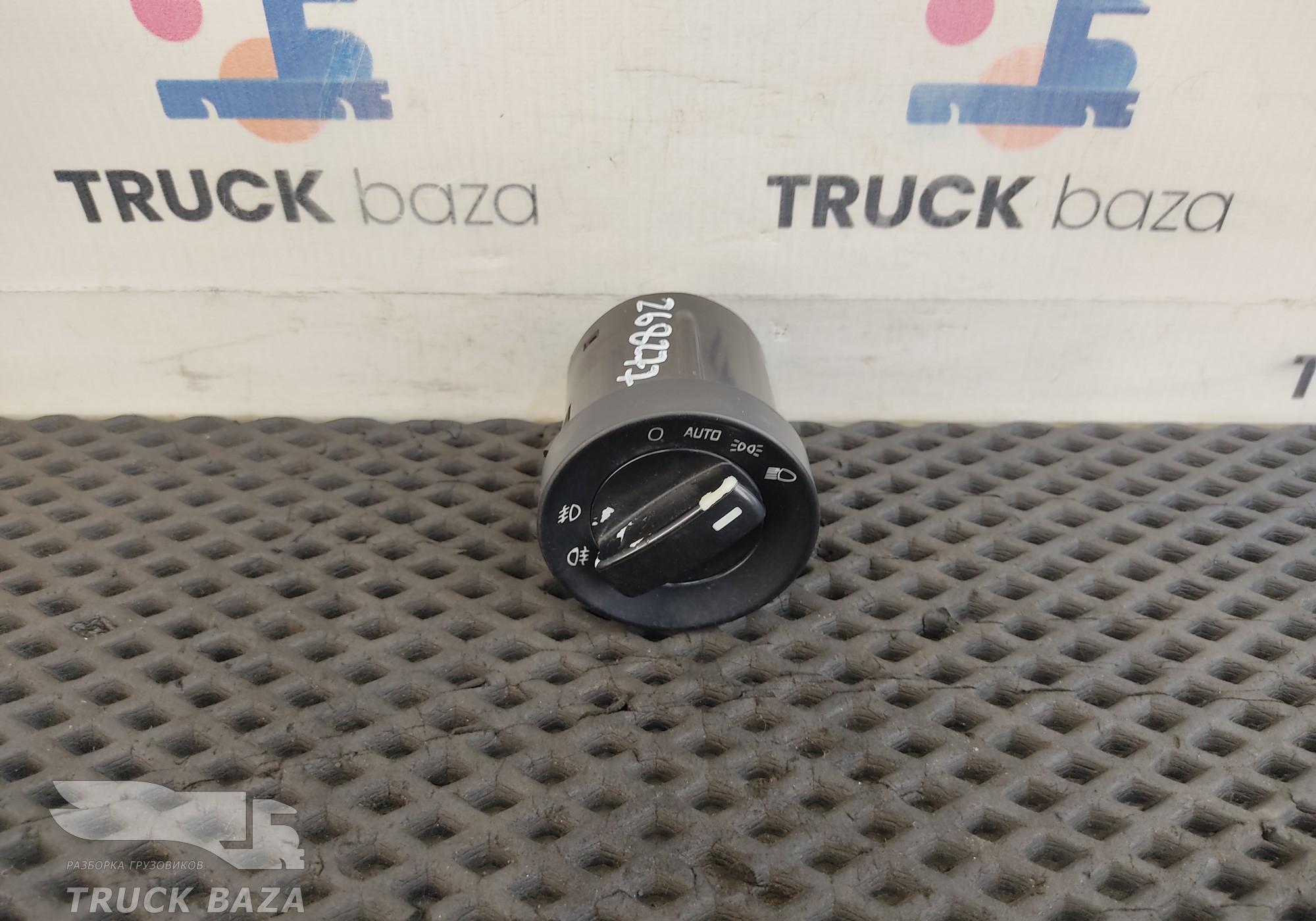 81255056876 Переключатель света фар для Man TGM II (с 2008)