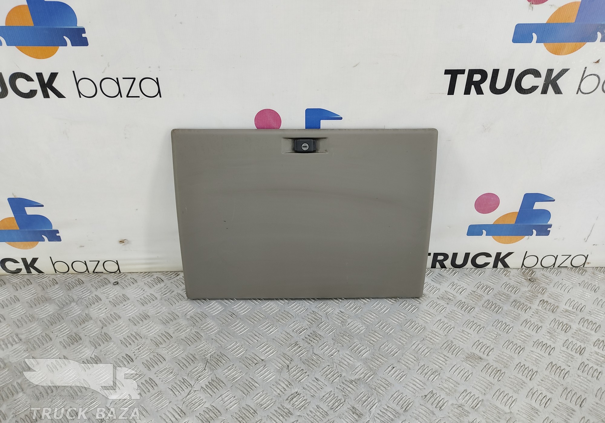 1651353 Крышка бардачка для Daf XF105 (с 2005)