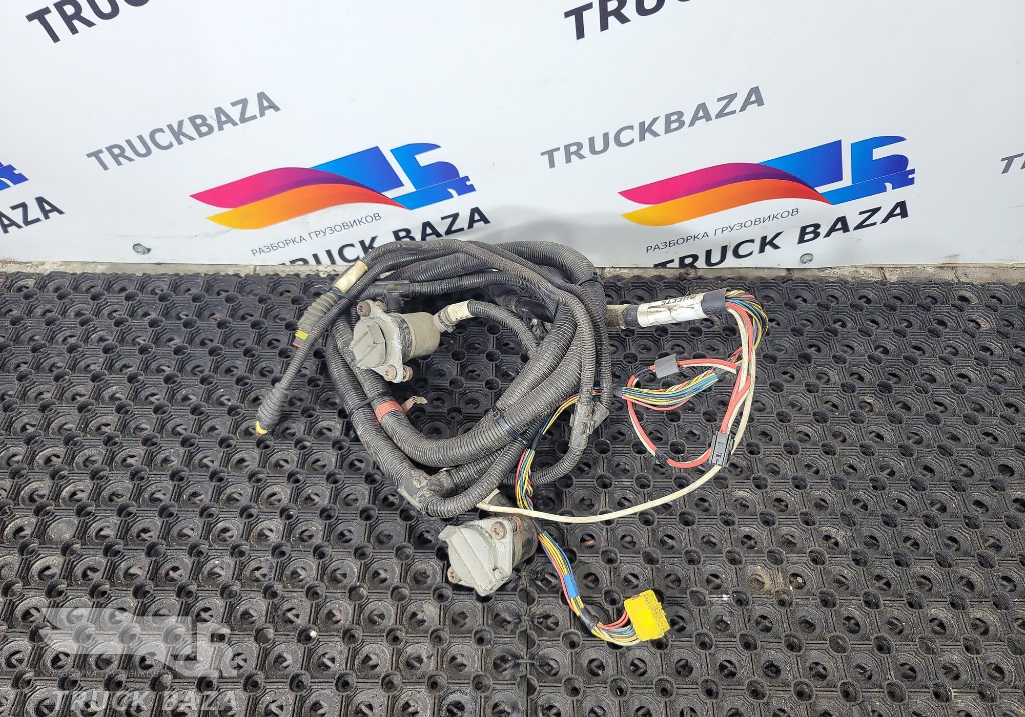 1887592 Проводка перекидок для Daf