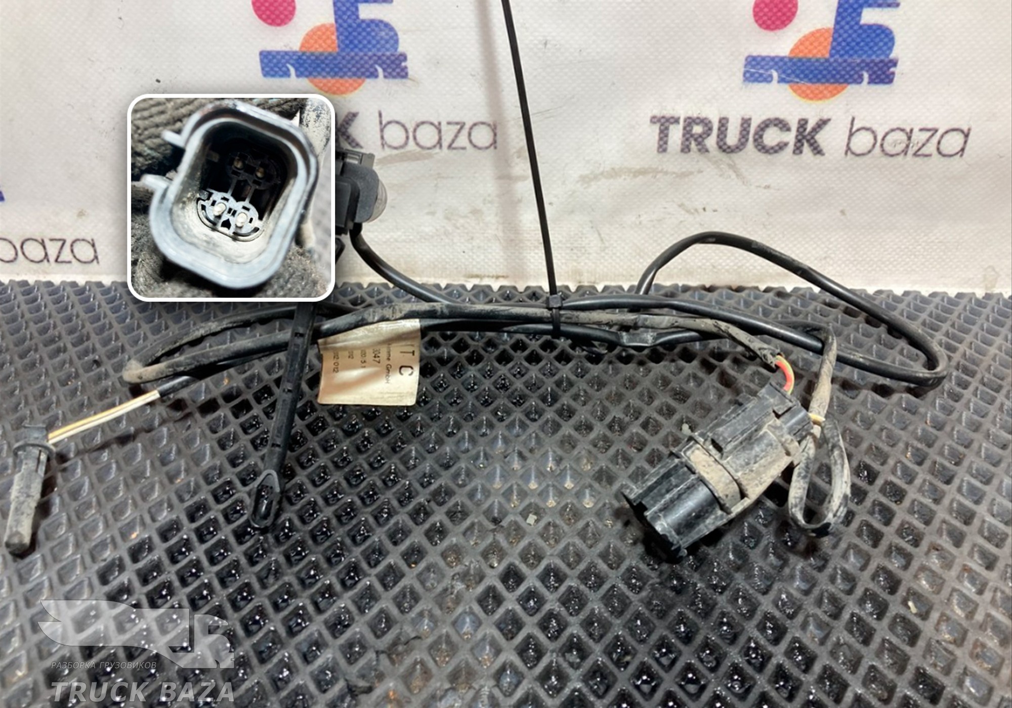 81259360048 Датчик температуры воздуха для Man TGA