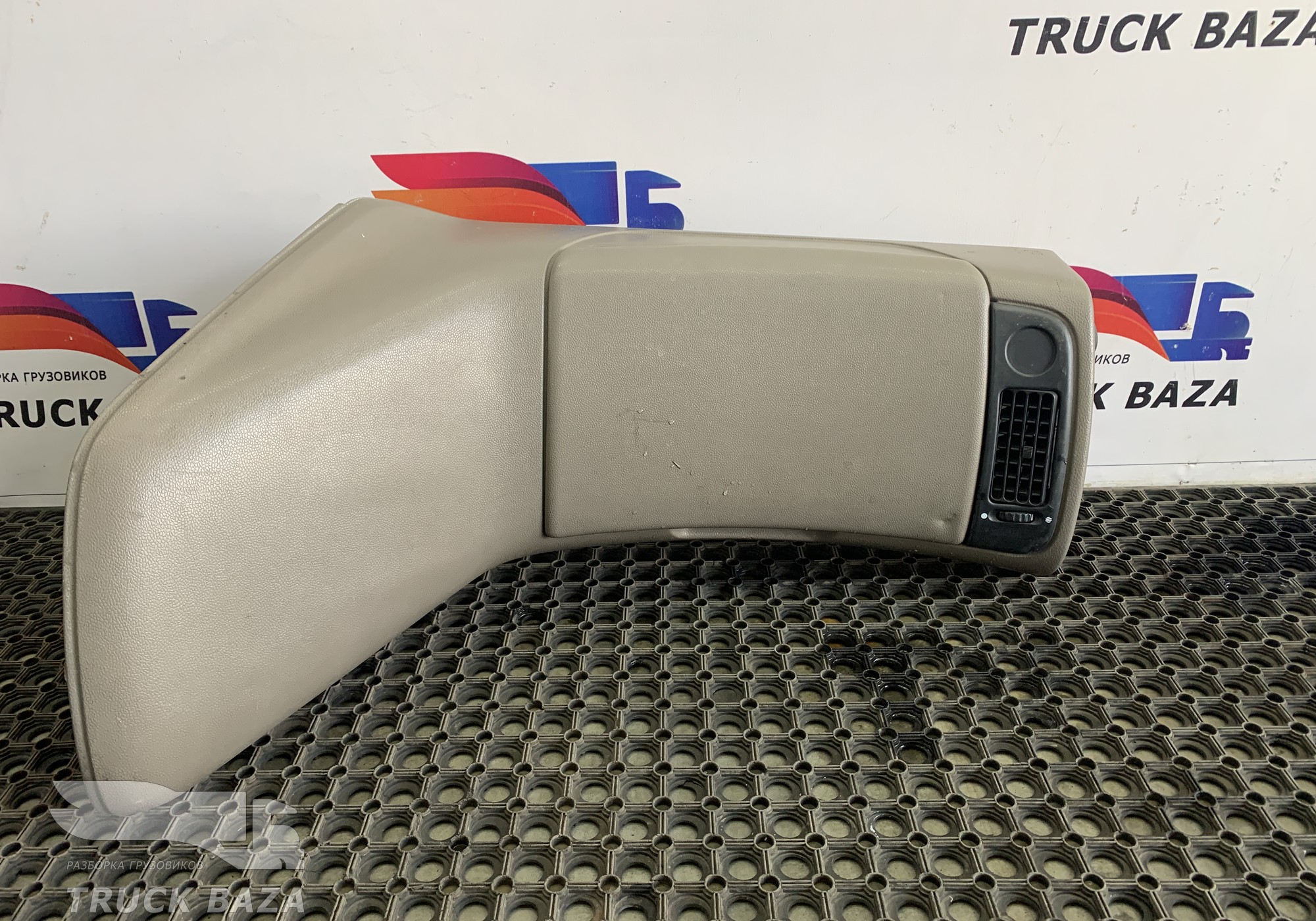 1652298 Торпедо правая часть для Daf XF105 (с 2005)