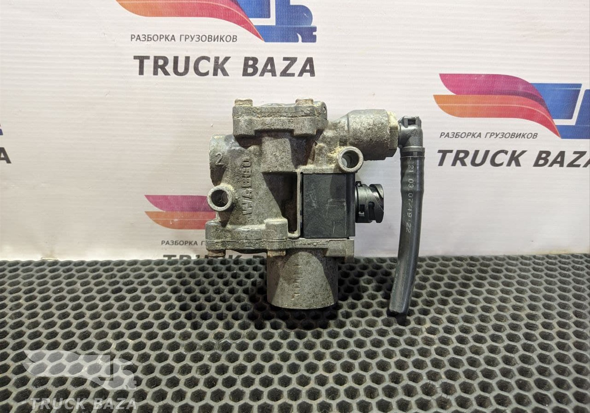 A0044296544 Кран ABS для Volvo FM II (с 2002)