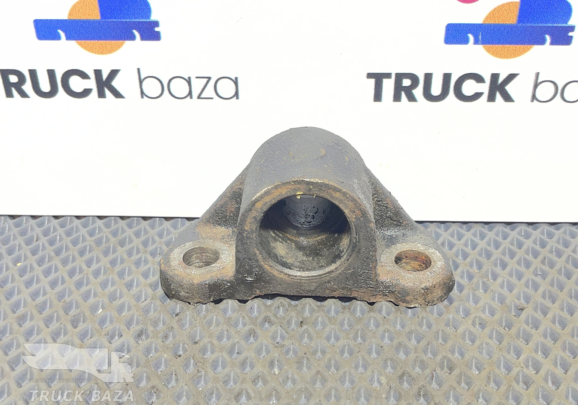 43082906090 Кронштейн стойки переднего стабилизатора для КАМАЗ 5490 (с 2013)