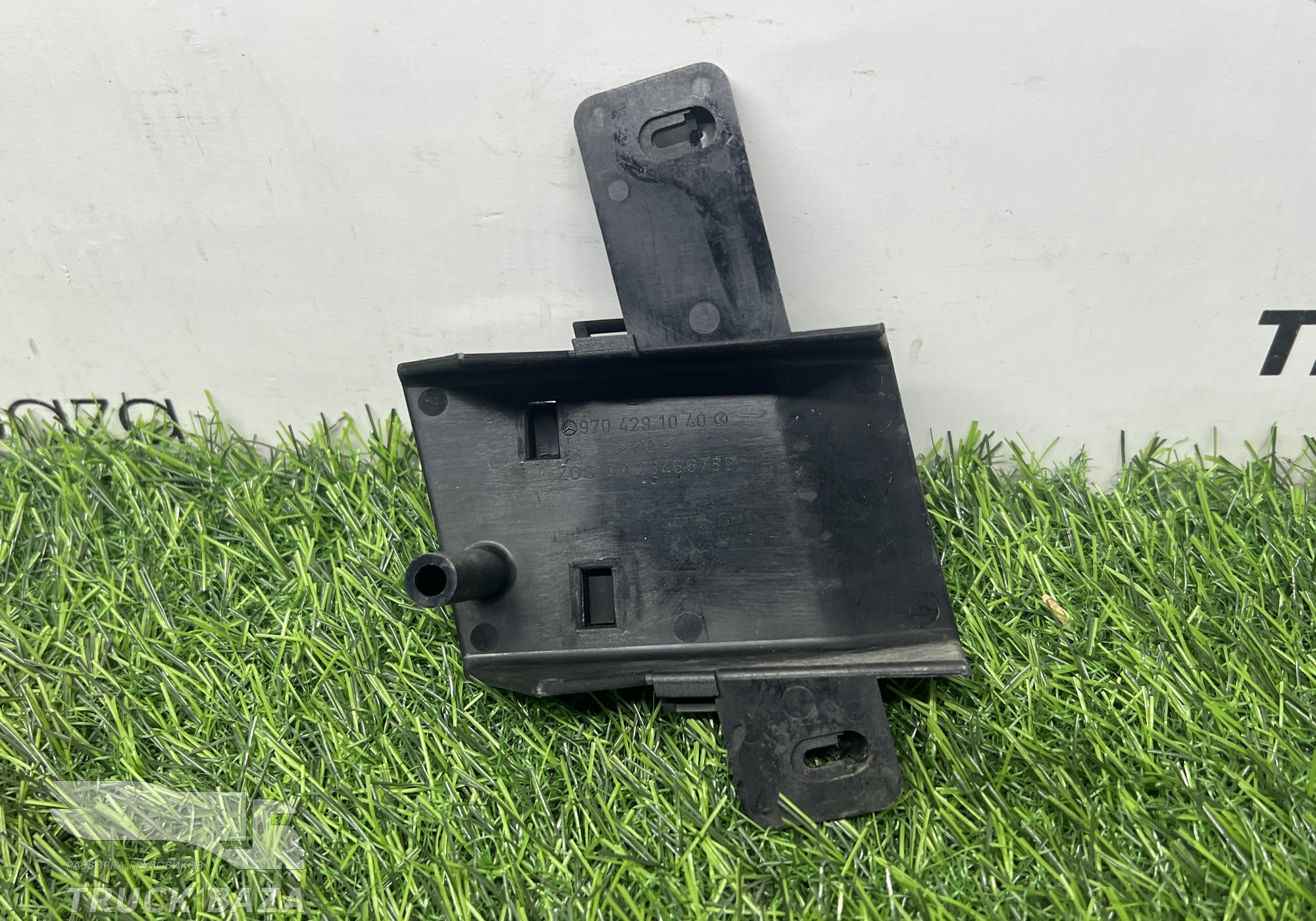 9704291040 Кронштейн пневмотрубок