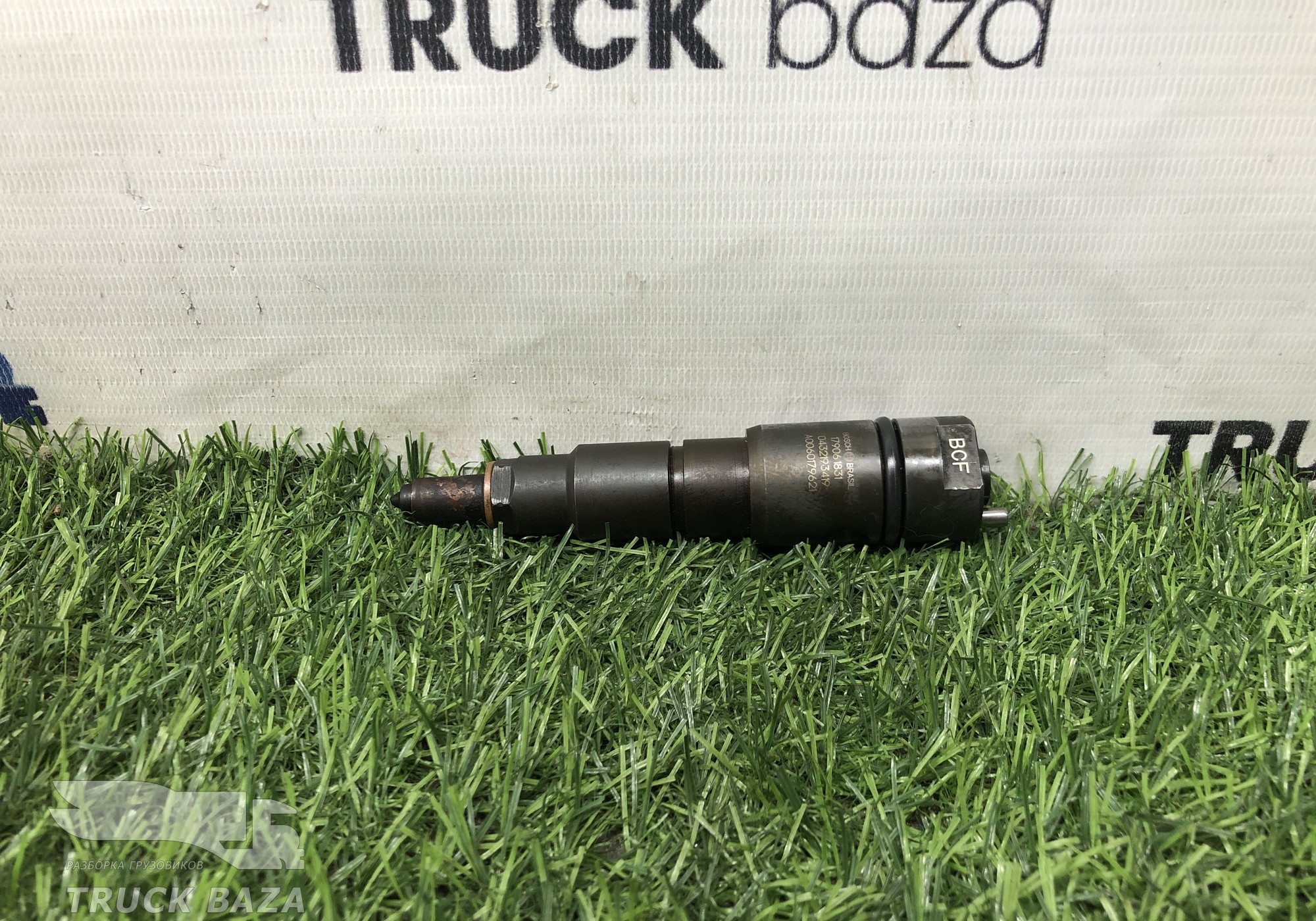 0060179621 Форсунка топливная механическая