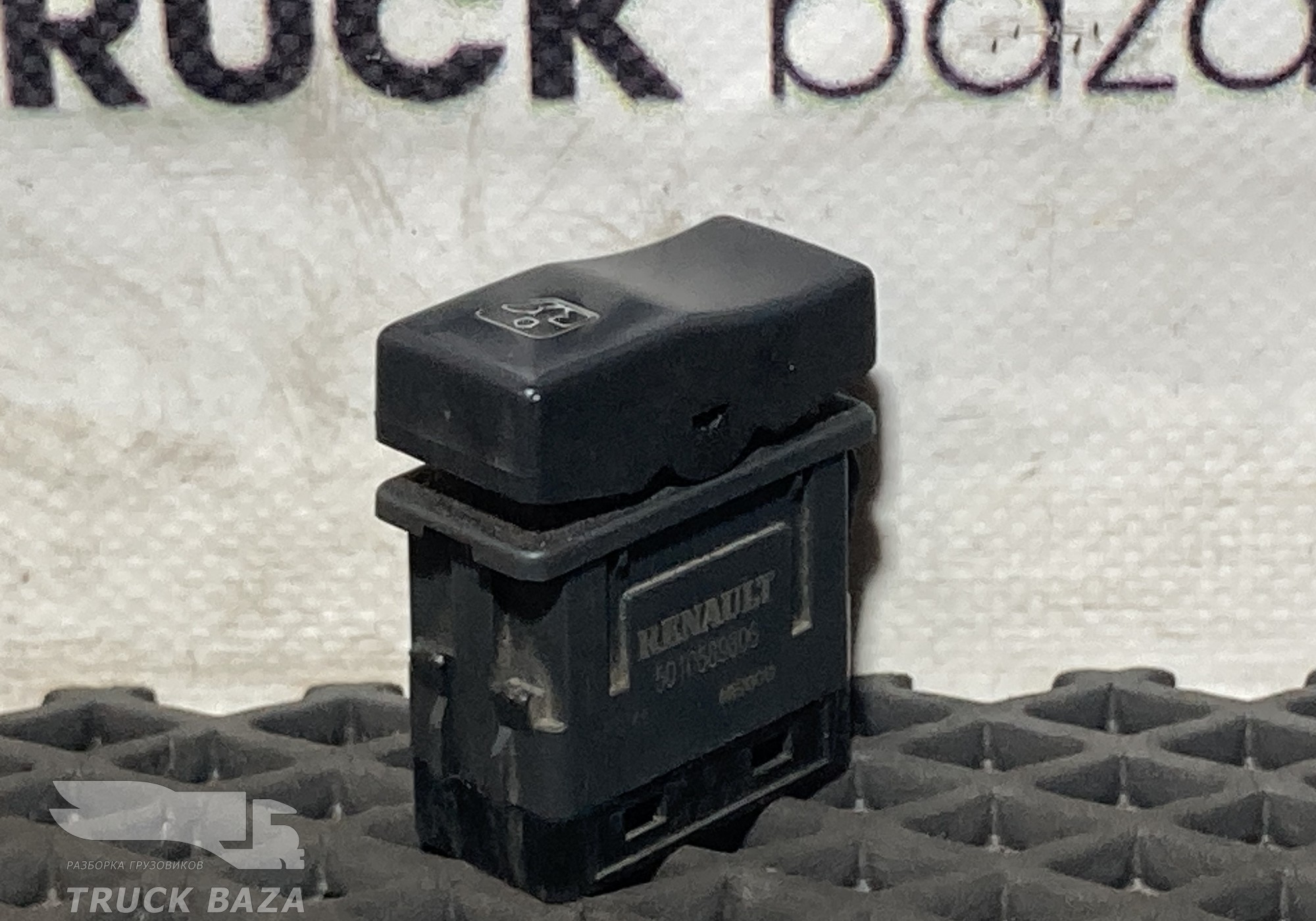 5010589806 Кнопка стеклоподъемника для Renault Premium II (с 2005 по 2013)