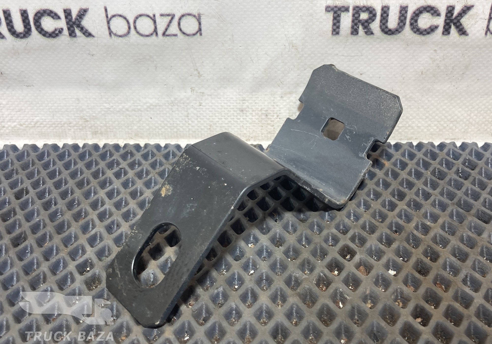 Кронштейн для Mercedes-Benz Actros New Actros MP4 (с 2011)