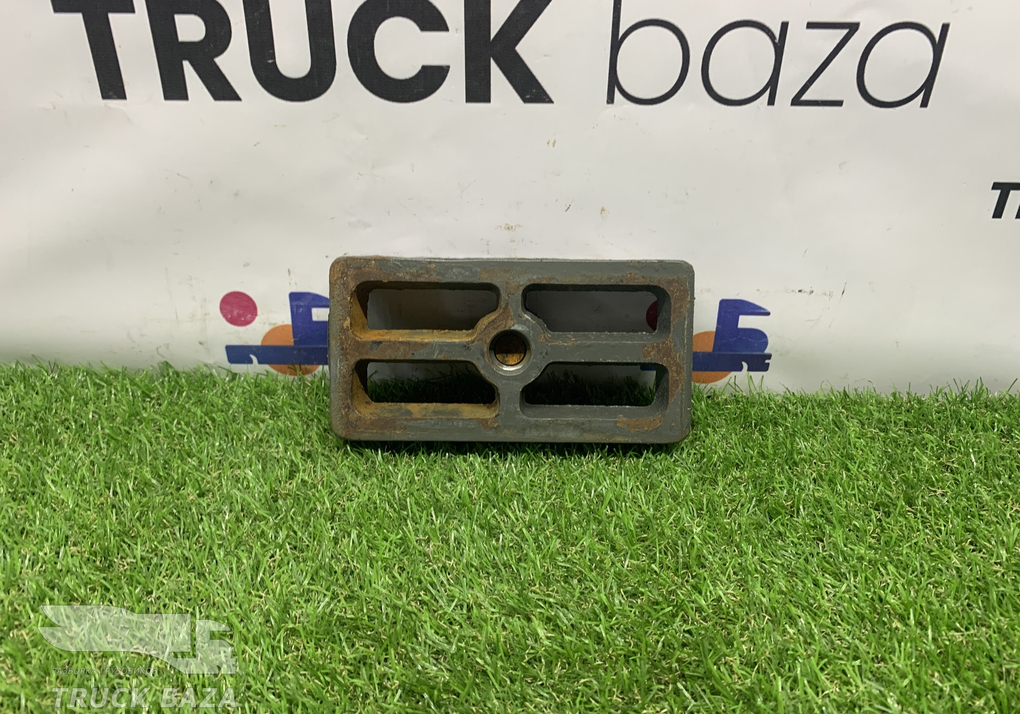 WG9925522105 Проставка рессоры для Sinotruk Sitrak C7H