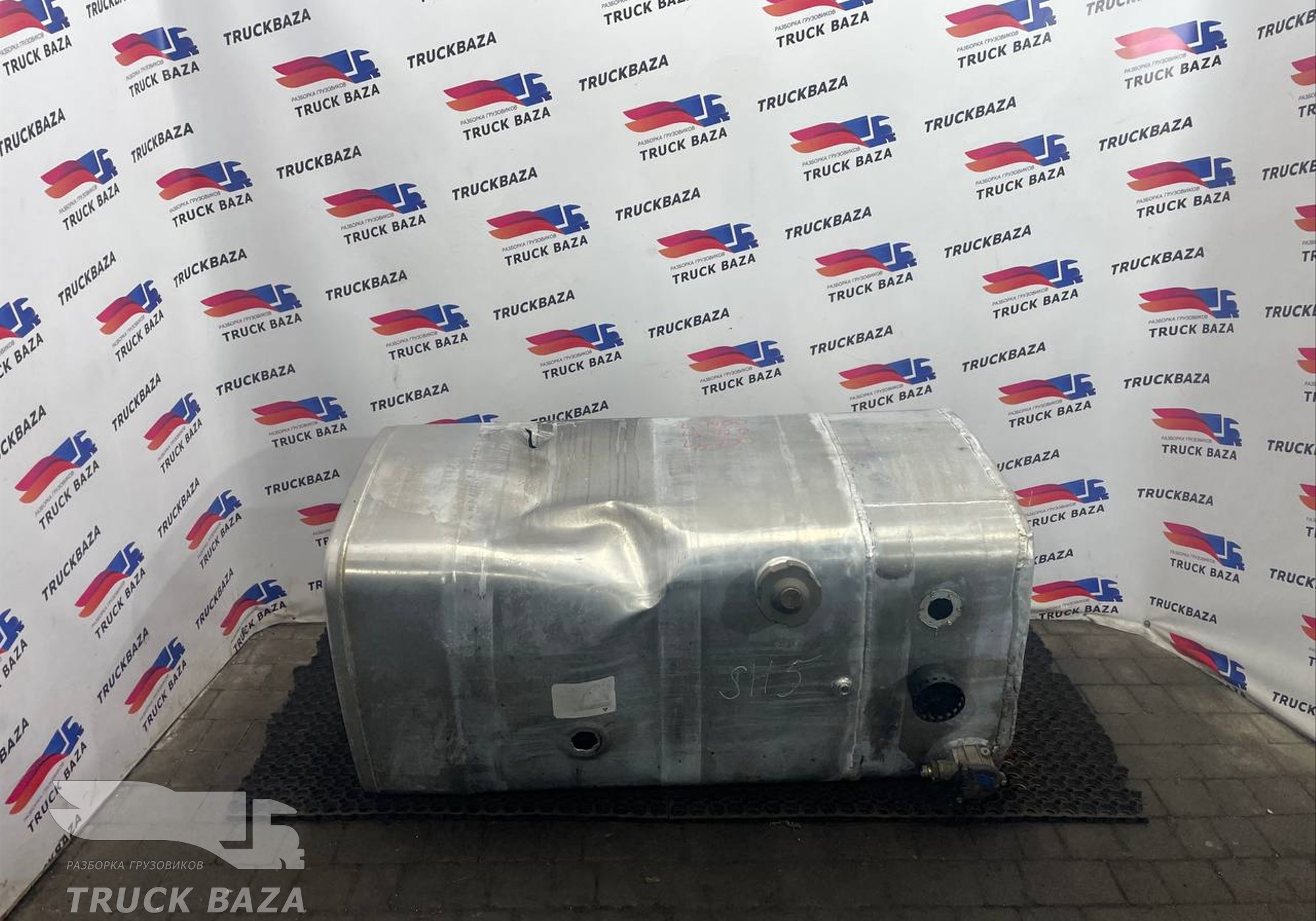 DZ91189553200 Бак топливный 700L для Shacman X3000 (с 2014)