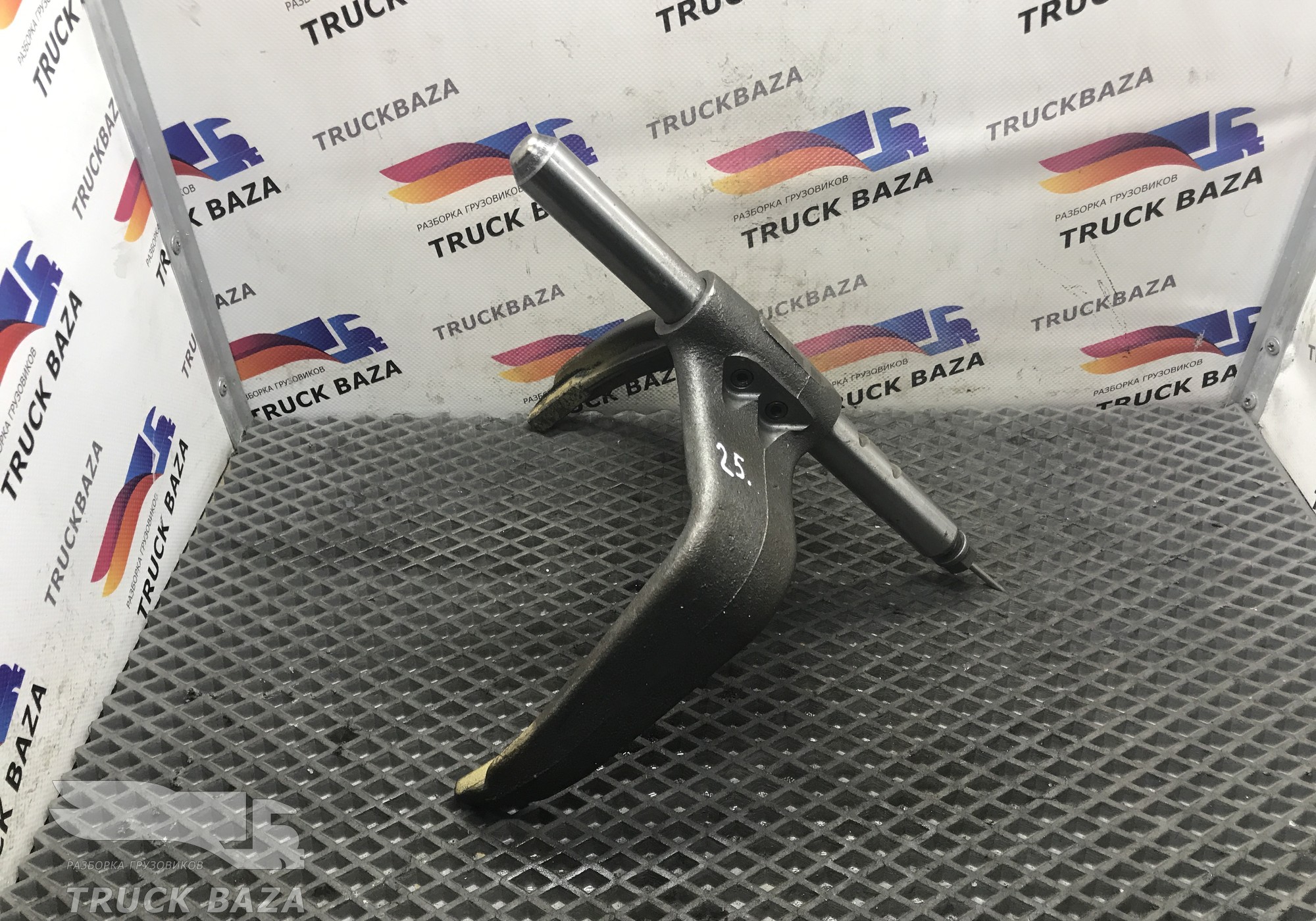 2292355 Вилка включения передач КПП для Man TGX