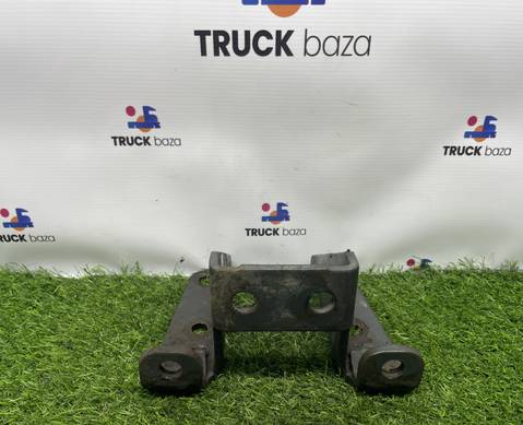 1883427 Кронштейн брызговика для Scania