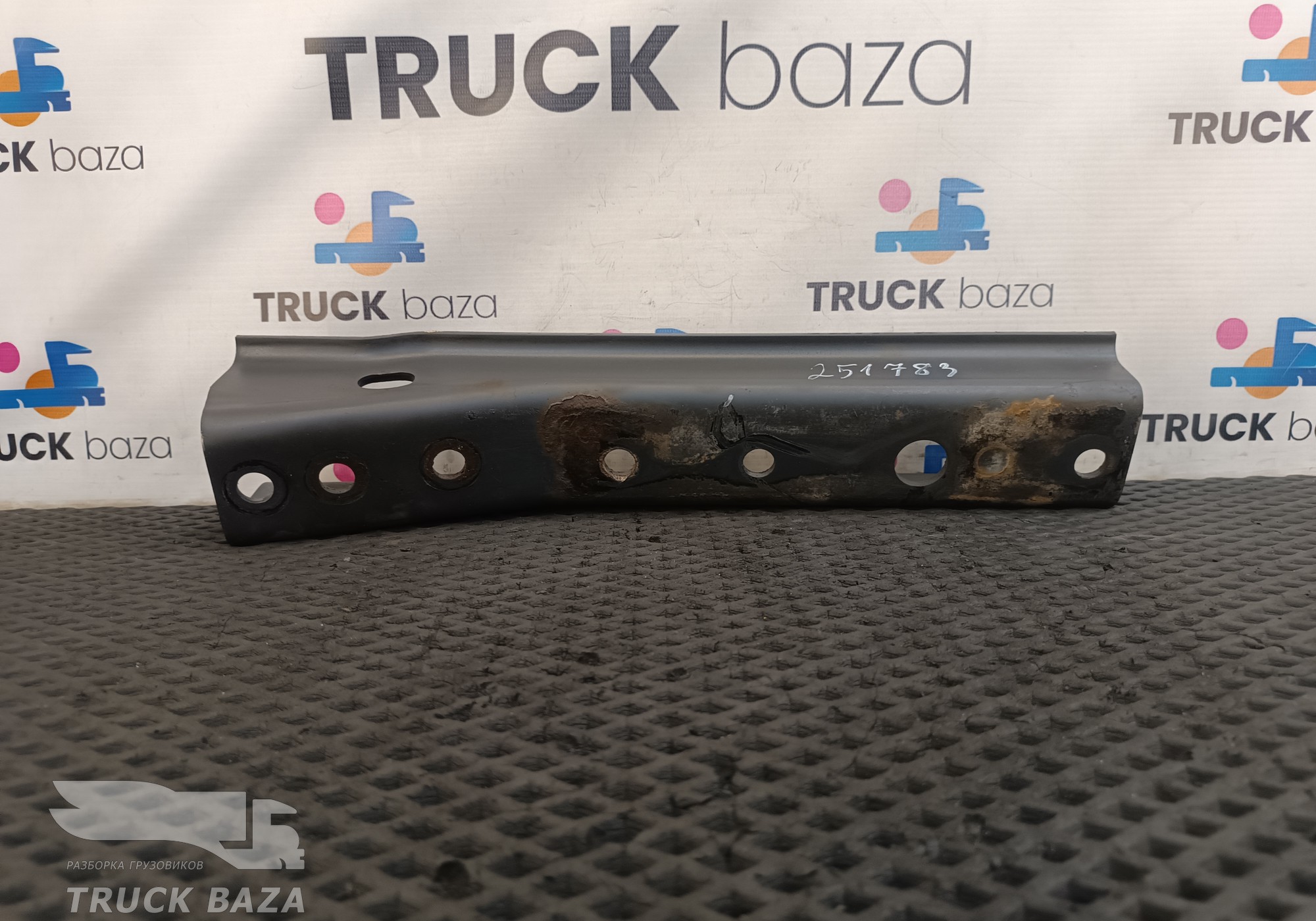41001327 Кронштейн кабины правый для Iveco Stralis