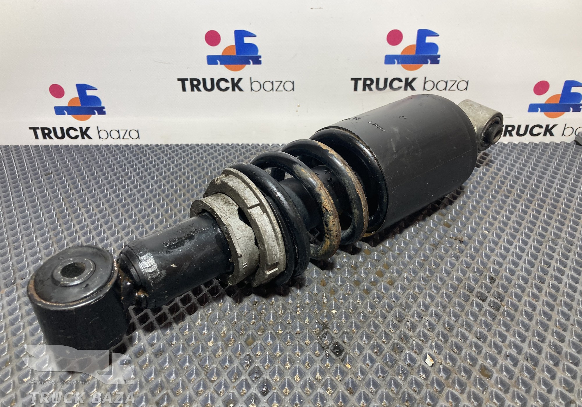 81417226089 Амортизатор подвески кабины задний