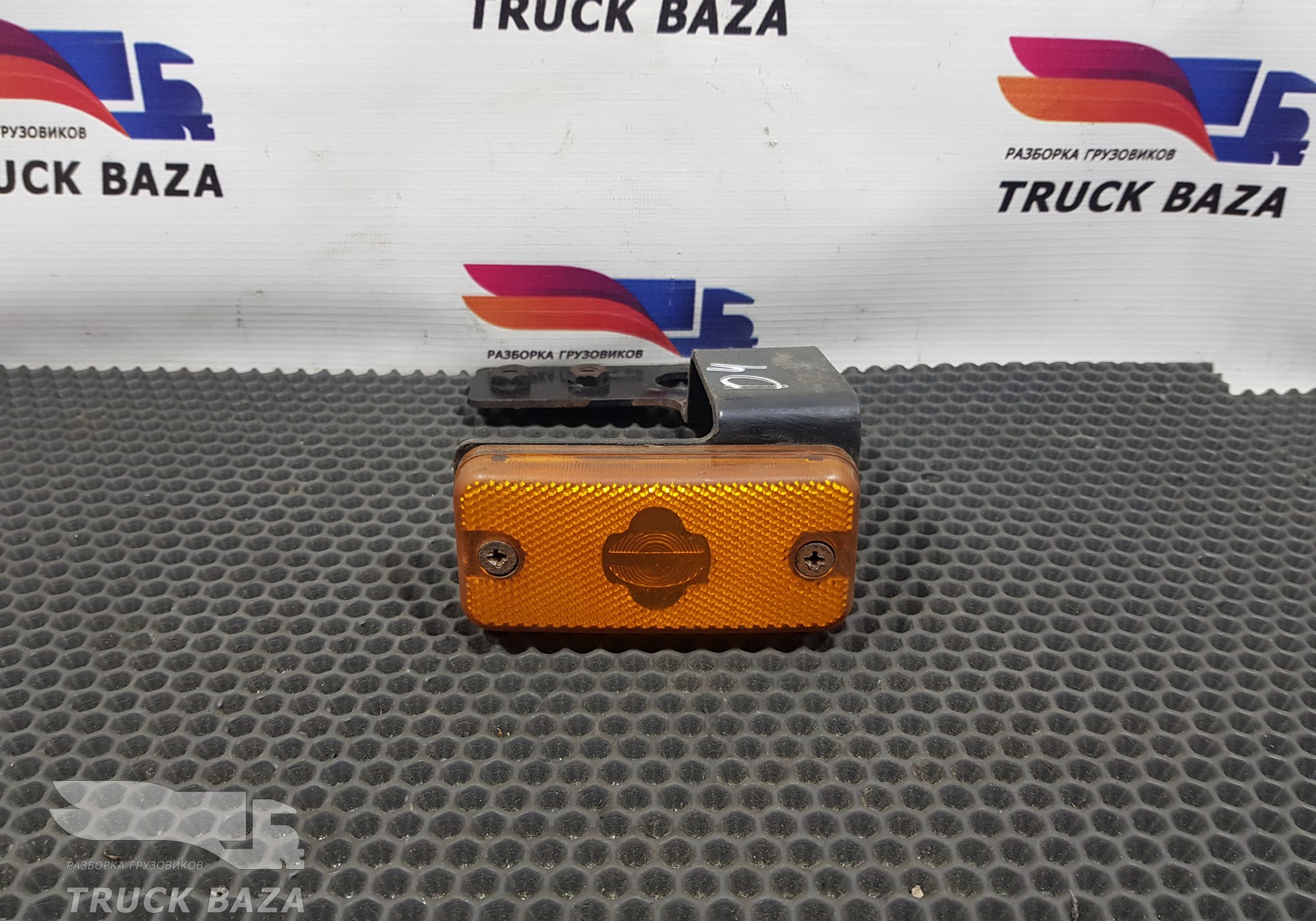 1451304 Фонарь габаритный правый для Daf CF