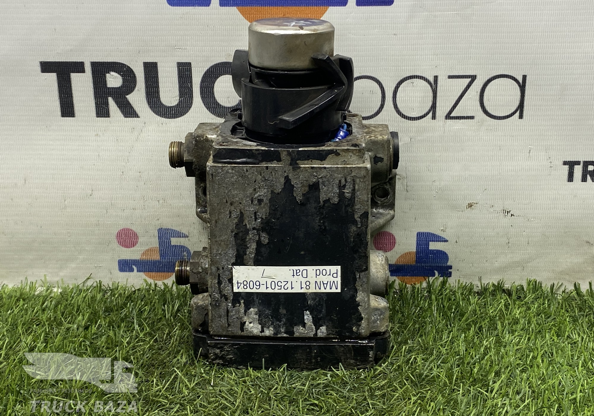 81125016084 Сепаратор топливный