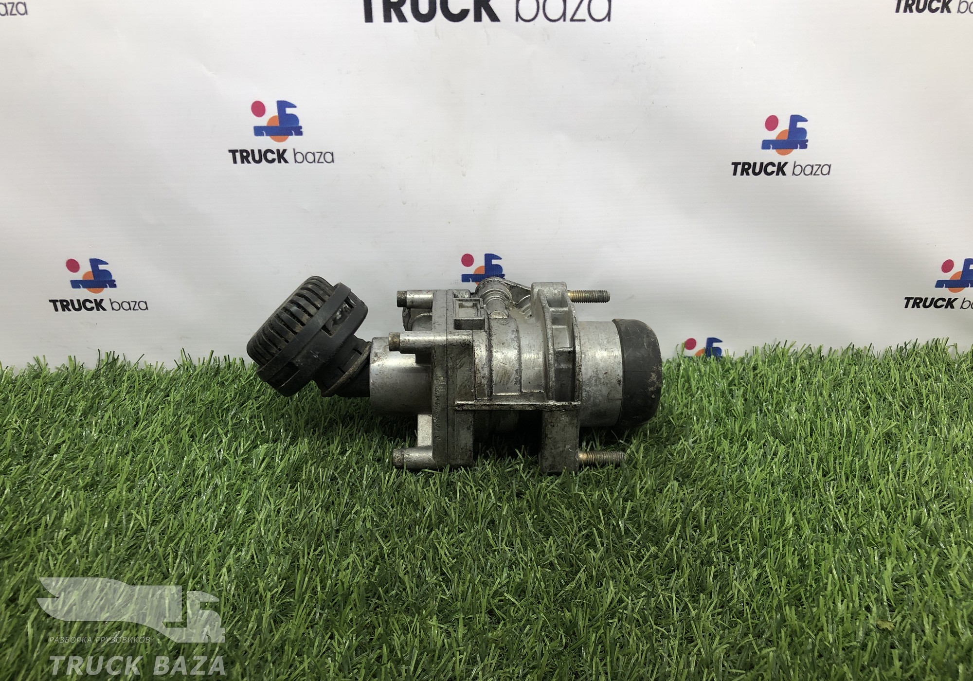 320060112 Кран тормозной главный