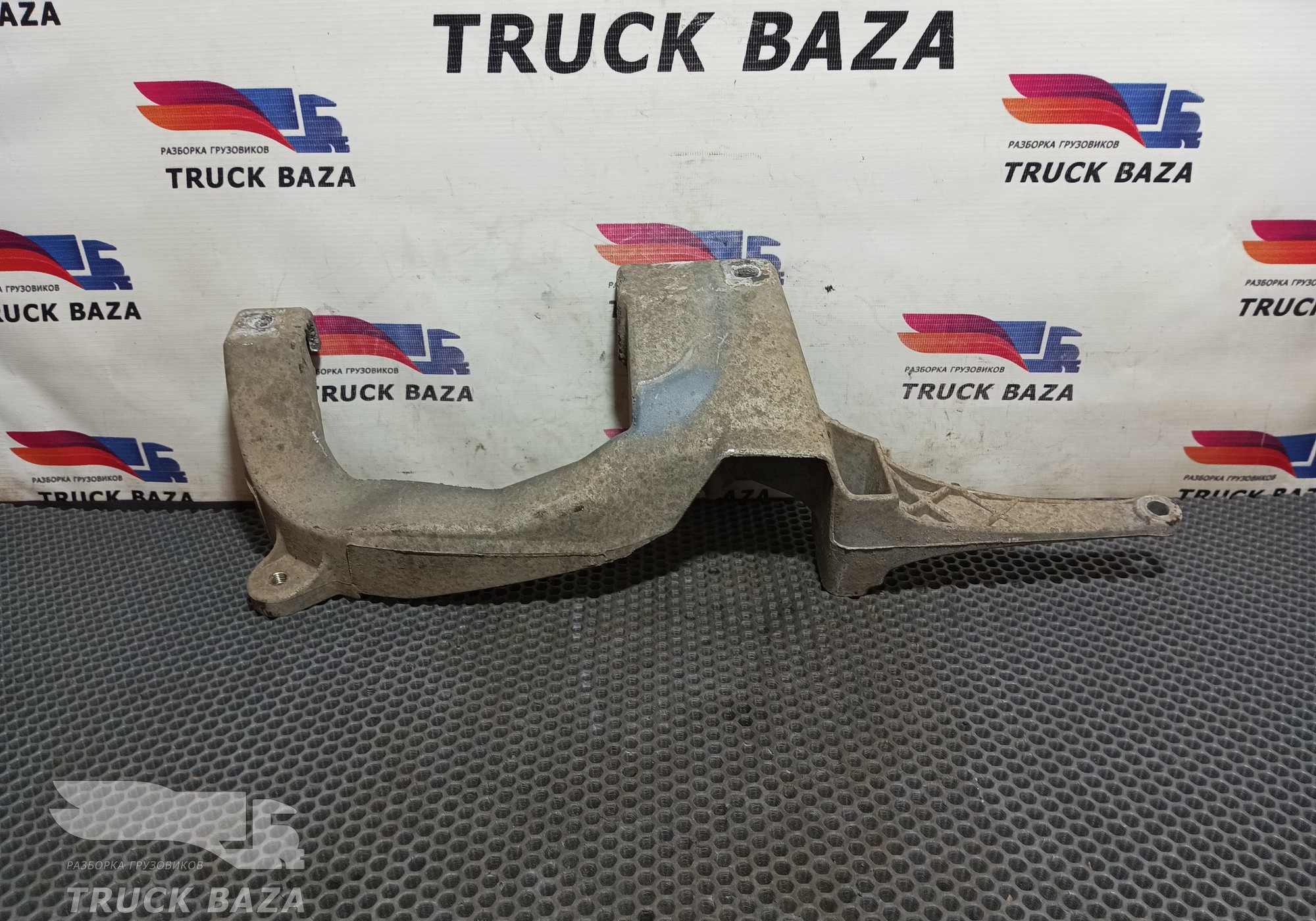 A9408851431 Кронштейн бампера левый для Mercedes-Benz Axor