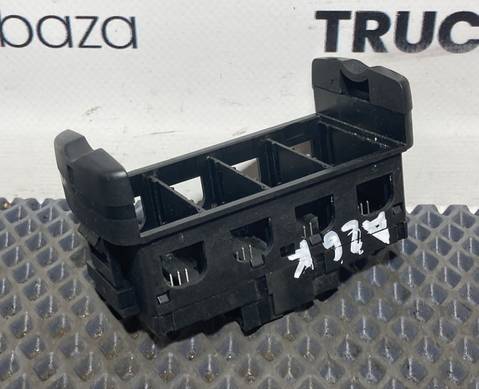 9435400146 Блок кнопок для Mercedes-Benz Actros MP1 (с 1996 по 2003)