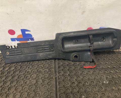 84546371 Накладка на порог левая для Renault T (с 2013)