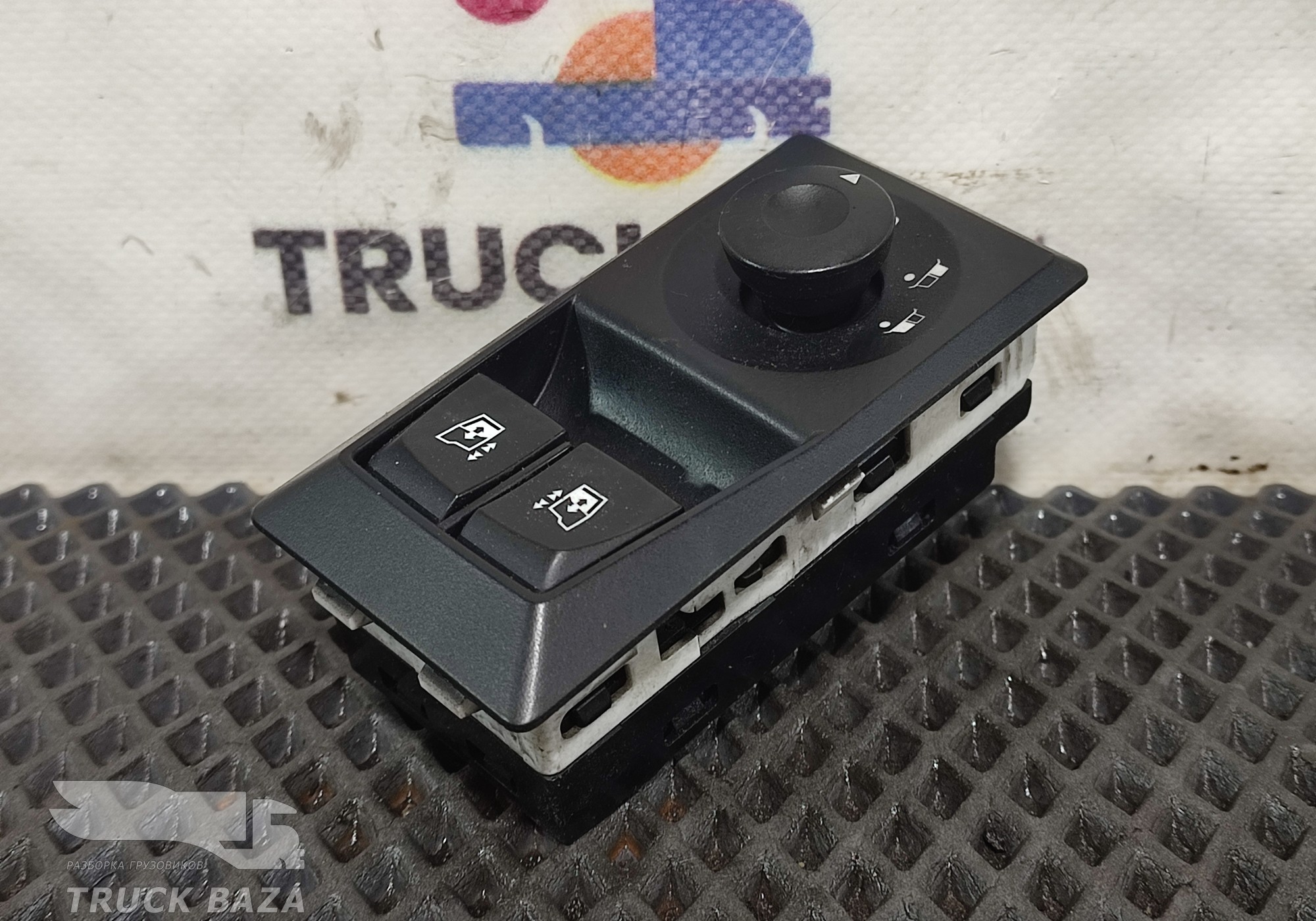 21972423 Блок управления стеклоподъемниками левый для Renault T (с 2013)