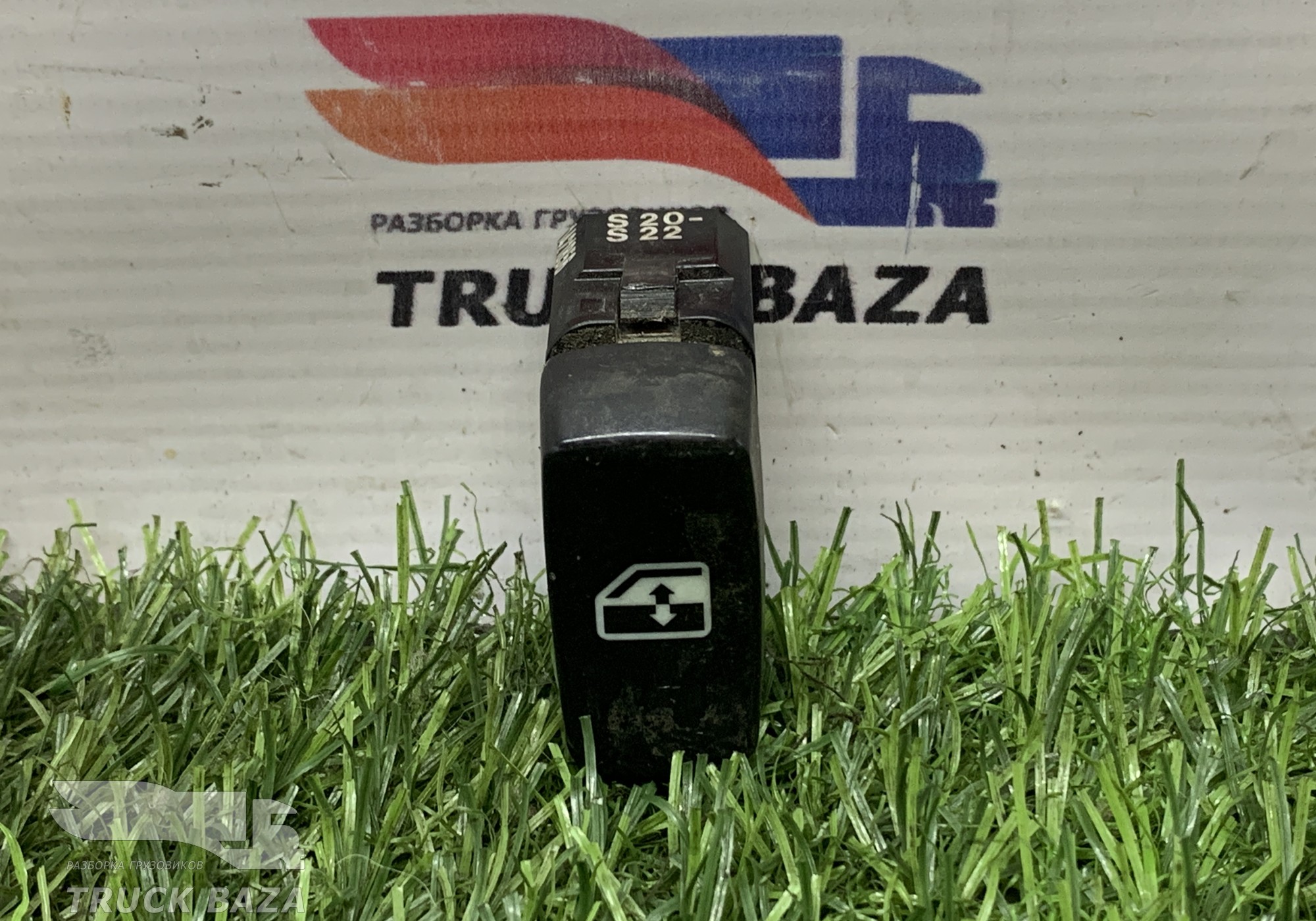 1421856 Кнопка стеклоподъемника