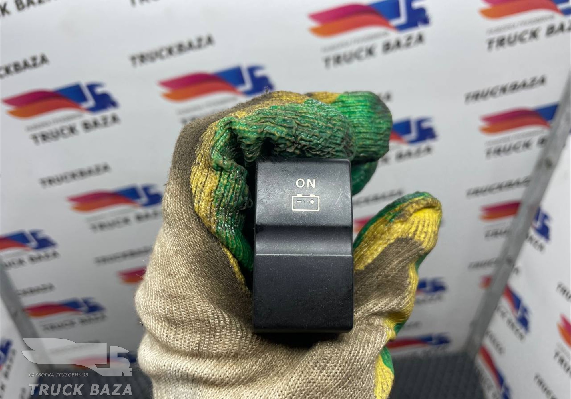 5801394171 Кнопка выключатель массы для Iveco Stralis II Hi-Way (с 2012)