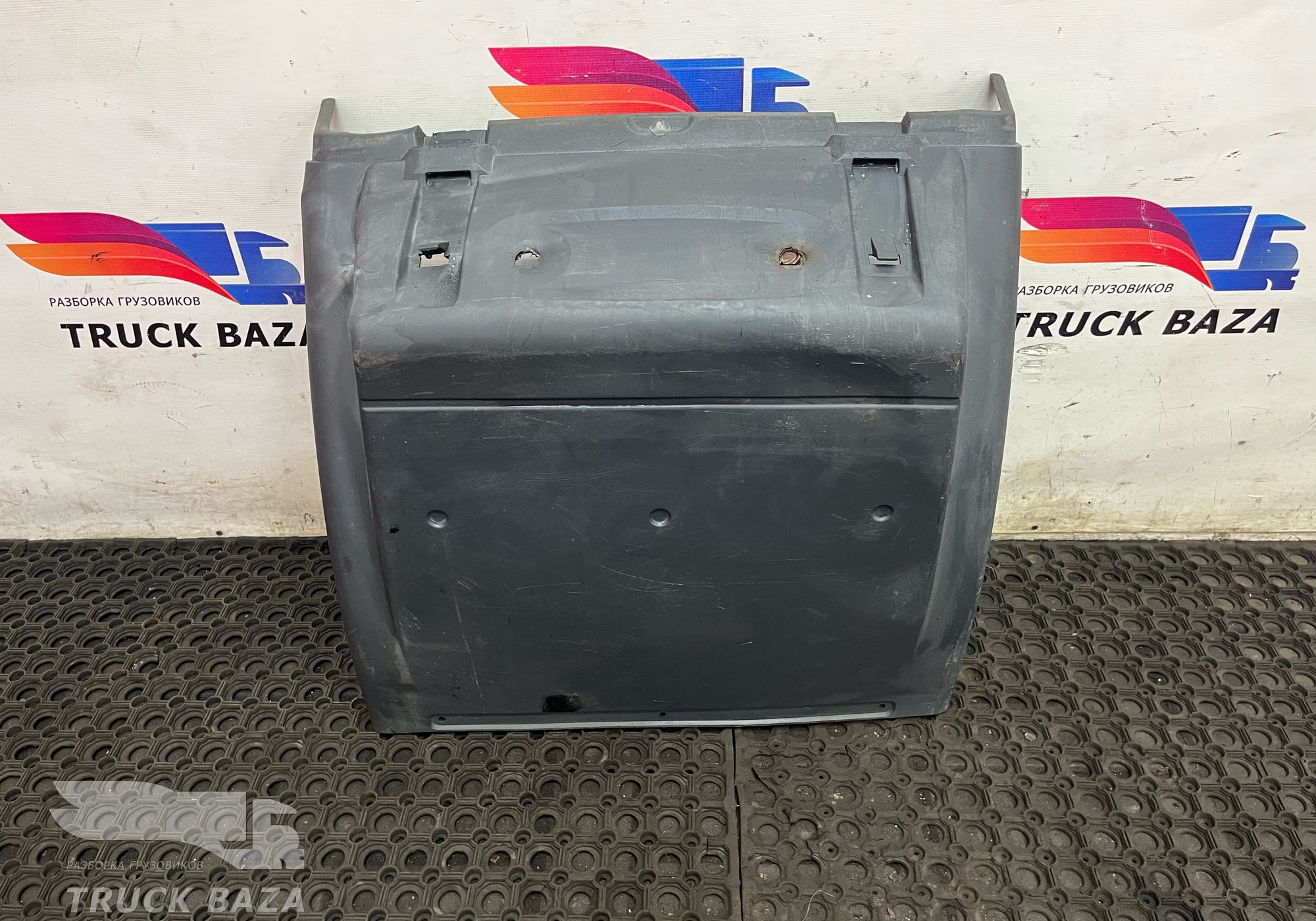 81664106599 Крыло заднее передняя часть для Man TGM
