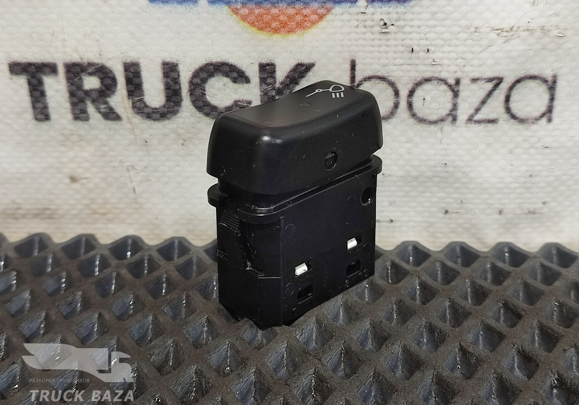 0035457807 Кнопка освещения салона