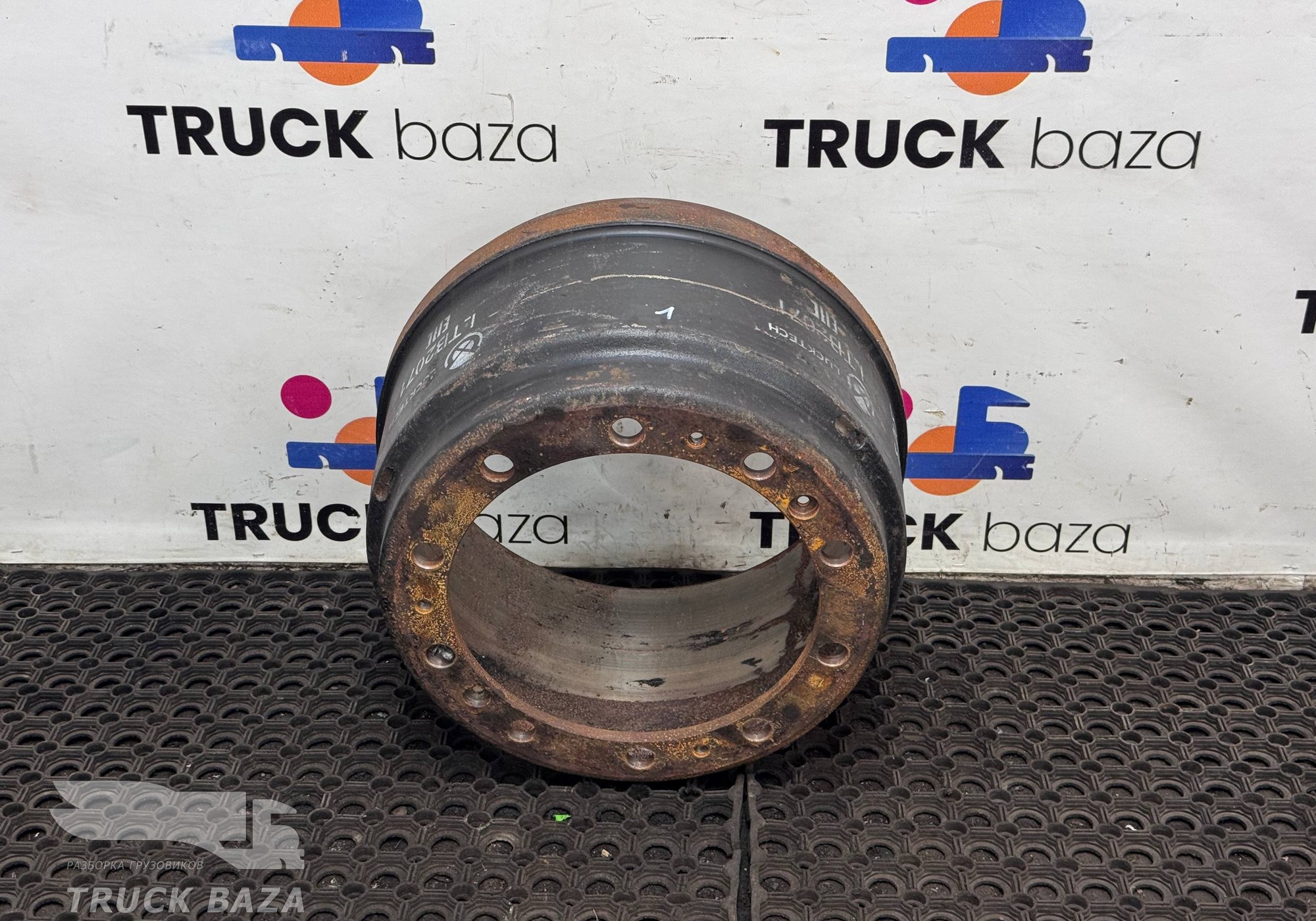2378715 Барабан тормозной передний