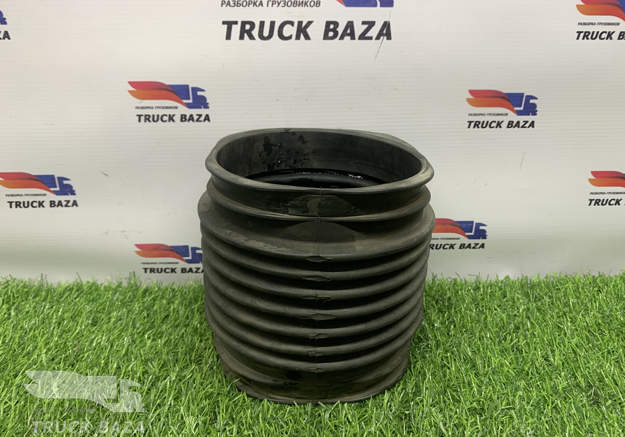 81964200519 Патрубок воздушного фильтра