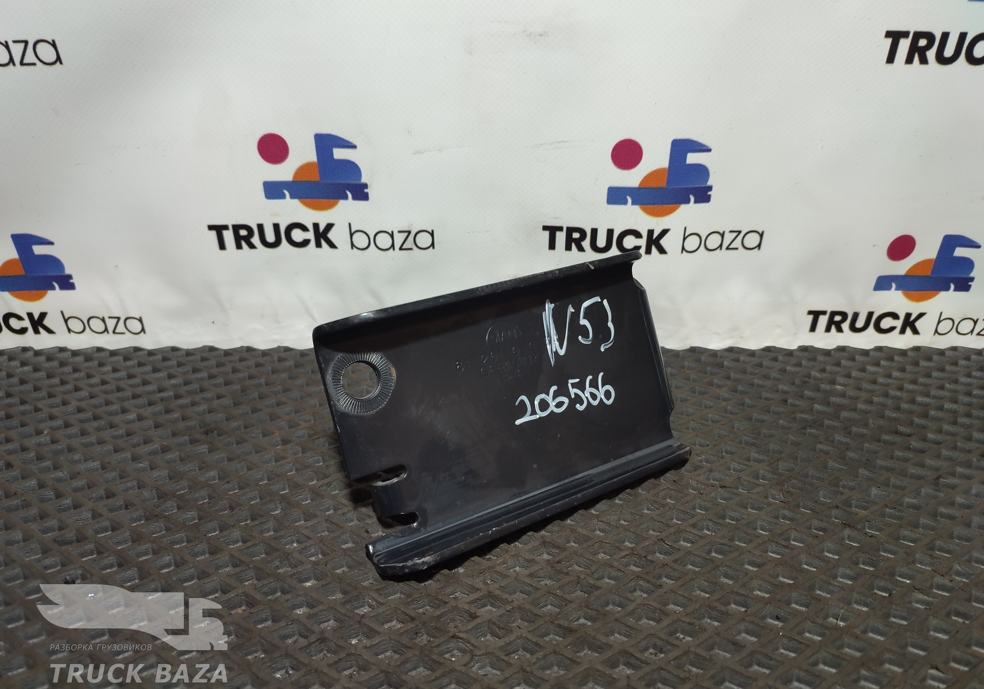 81251400154 Кронштейн фонаря за кабиной для Man TGA