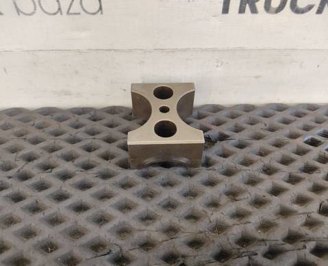 51042020175 Проставка под ось коромысел для Man TGX I (с 2007)