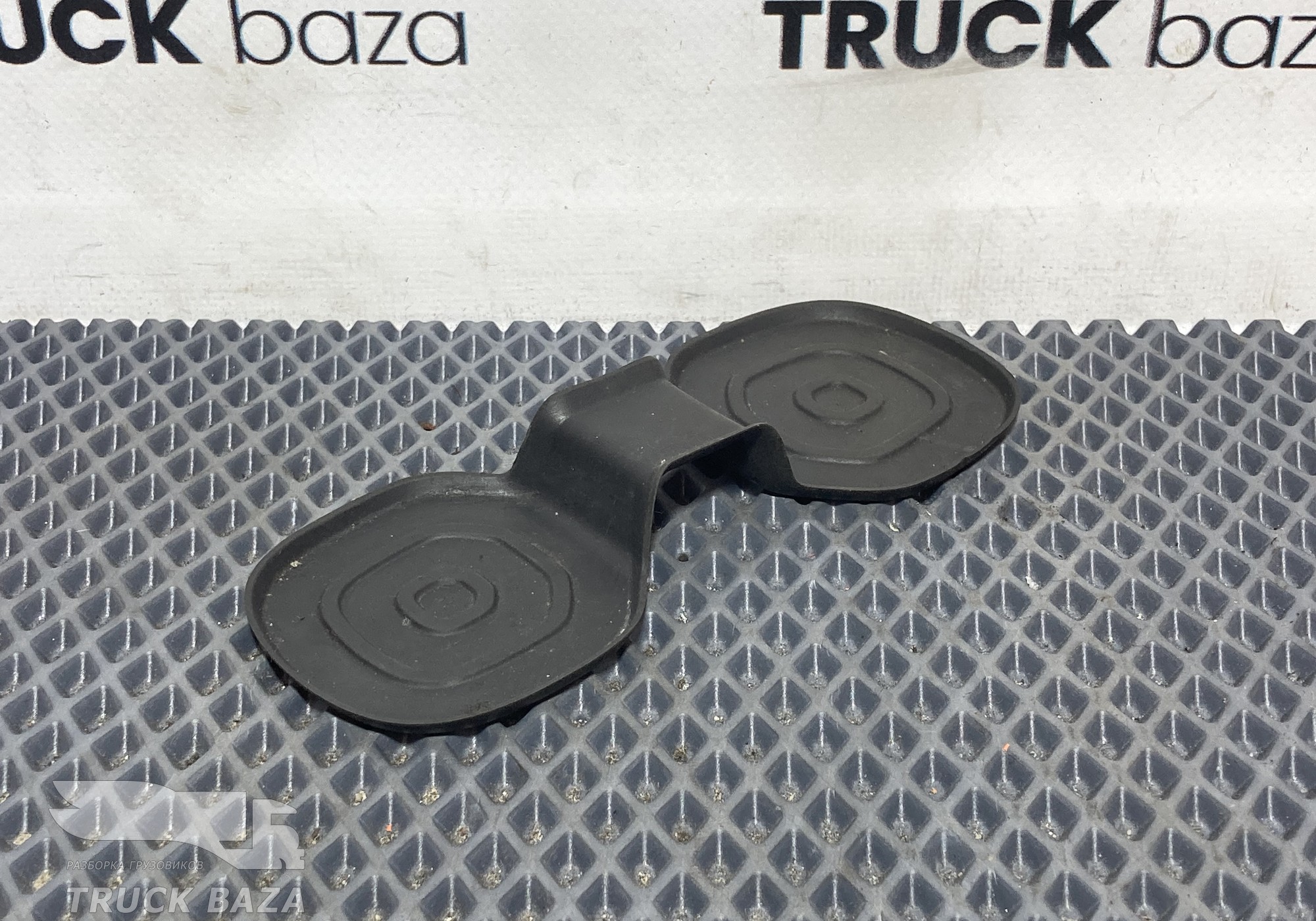 2306945 Коврик подстаканника для Scania 6-series R (с 2016)