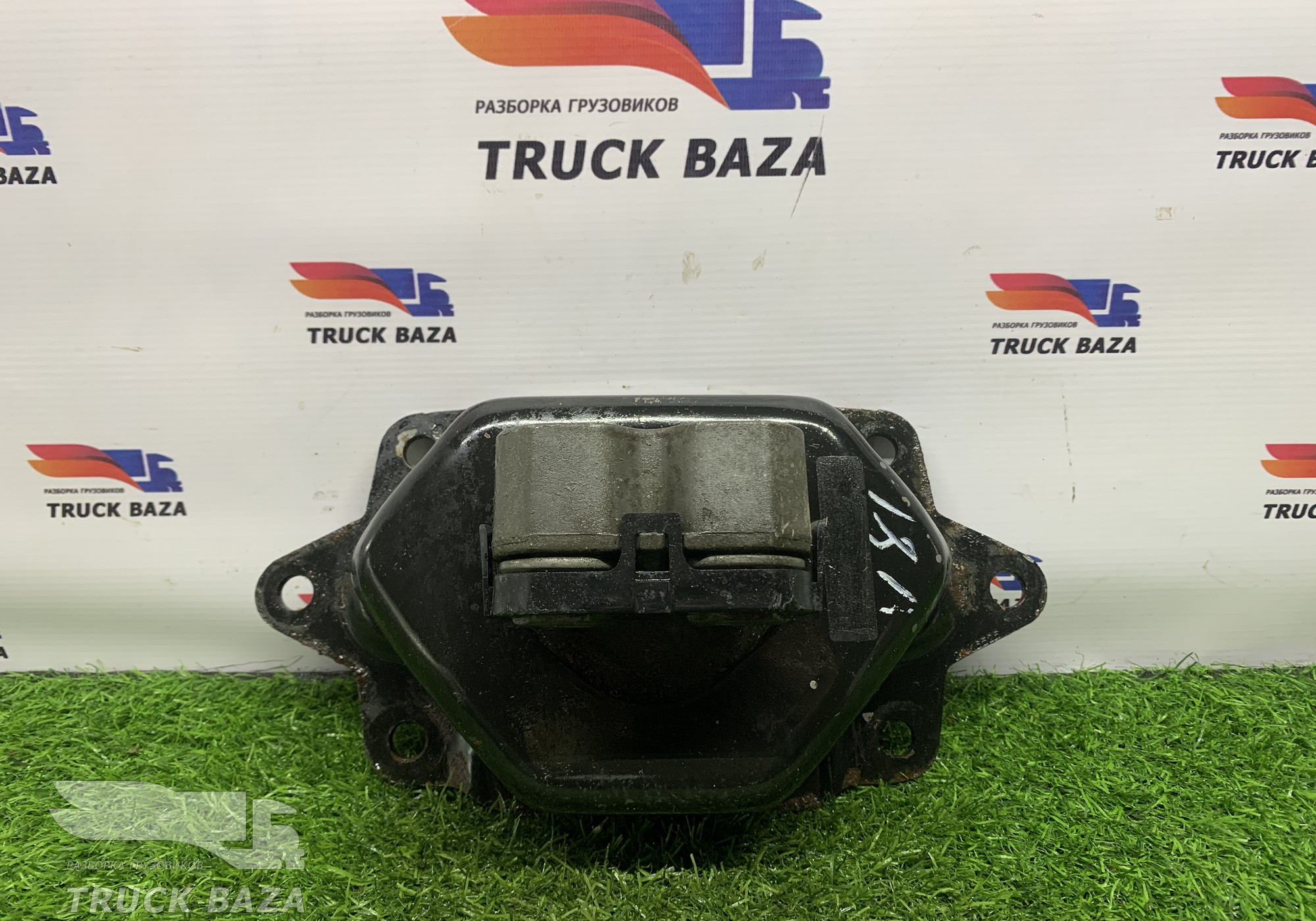 21416525 Подушка двигателя задняя