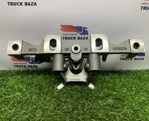 5612627 Кронштейн оси коромысел для DongFeng GX DFH4180