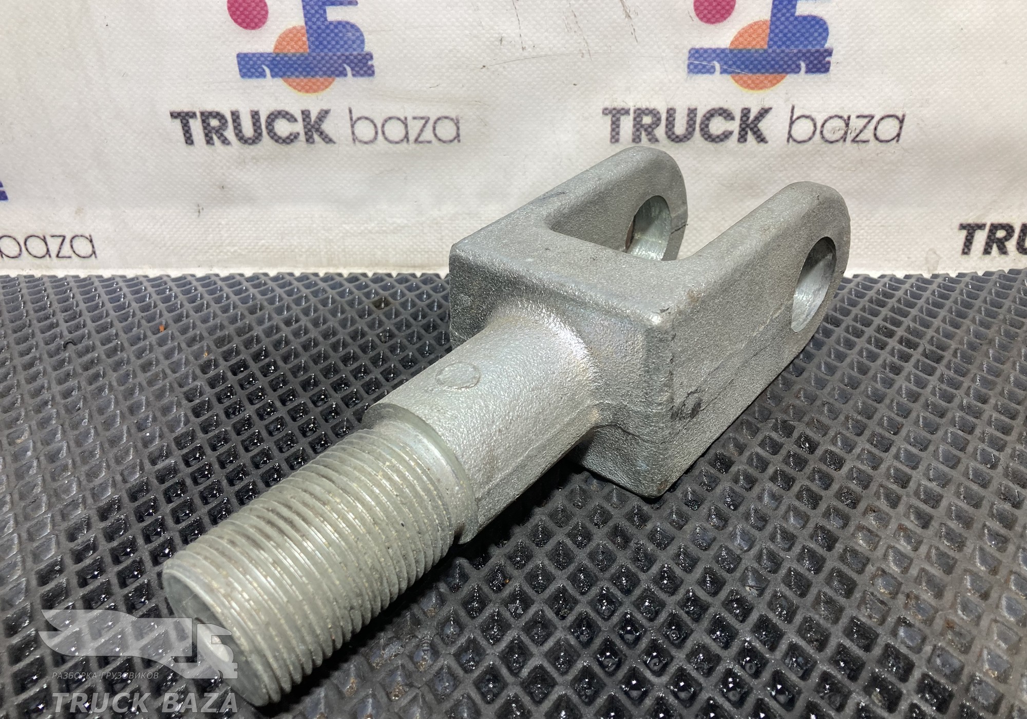 54902806077 Крюк буксировочный для КАМАЗ 5490 (с 2013)