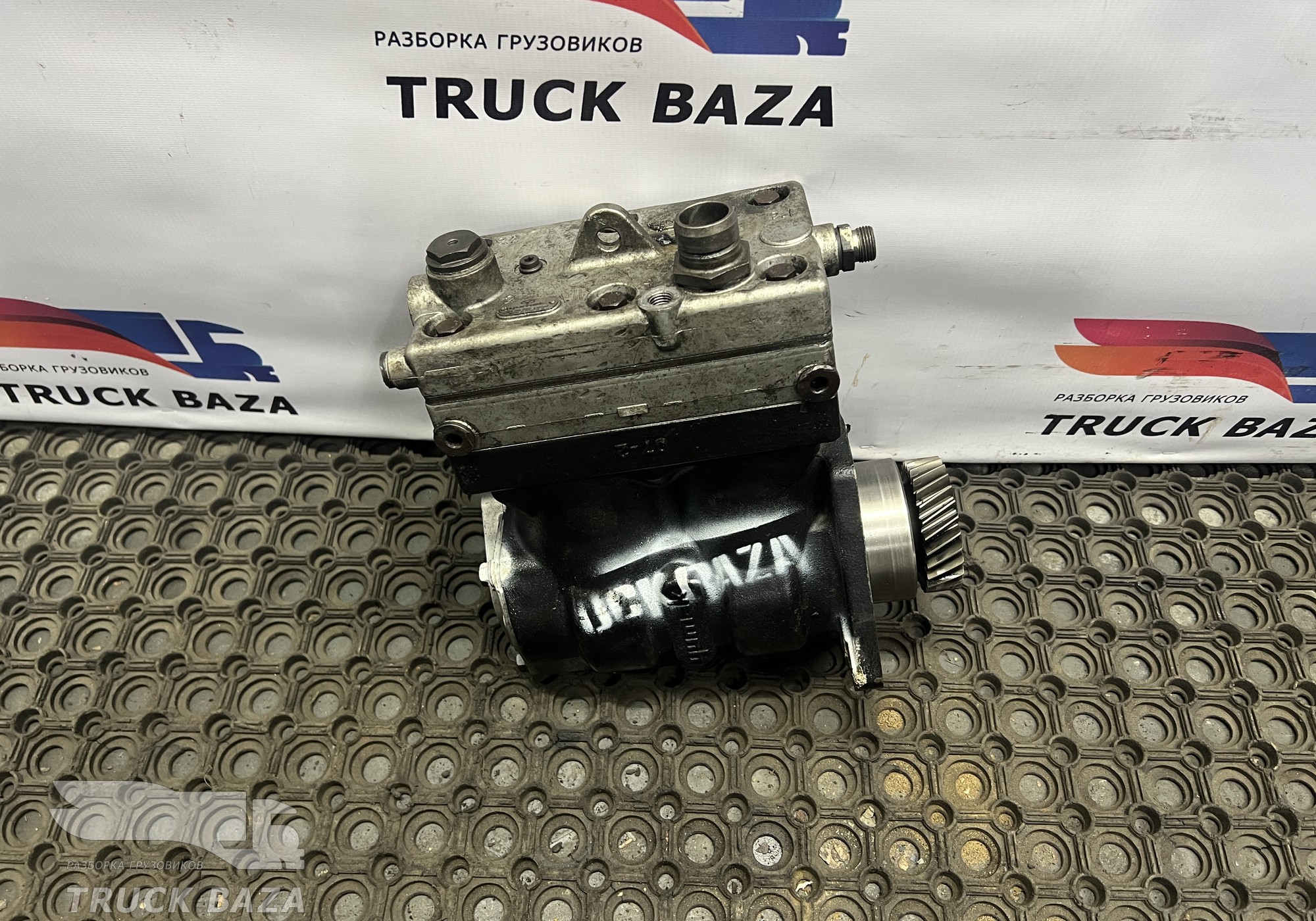 0106050 Компрессор воздушный