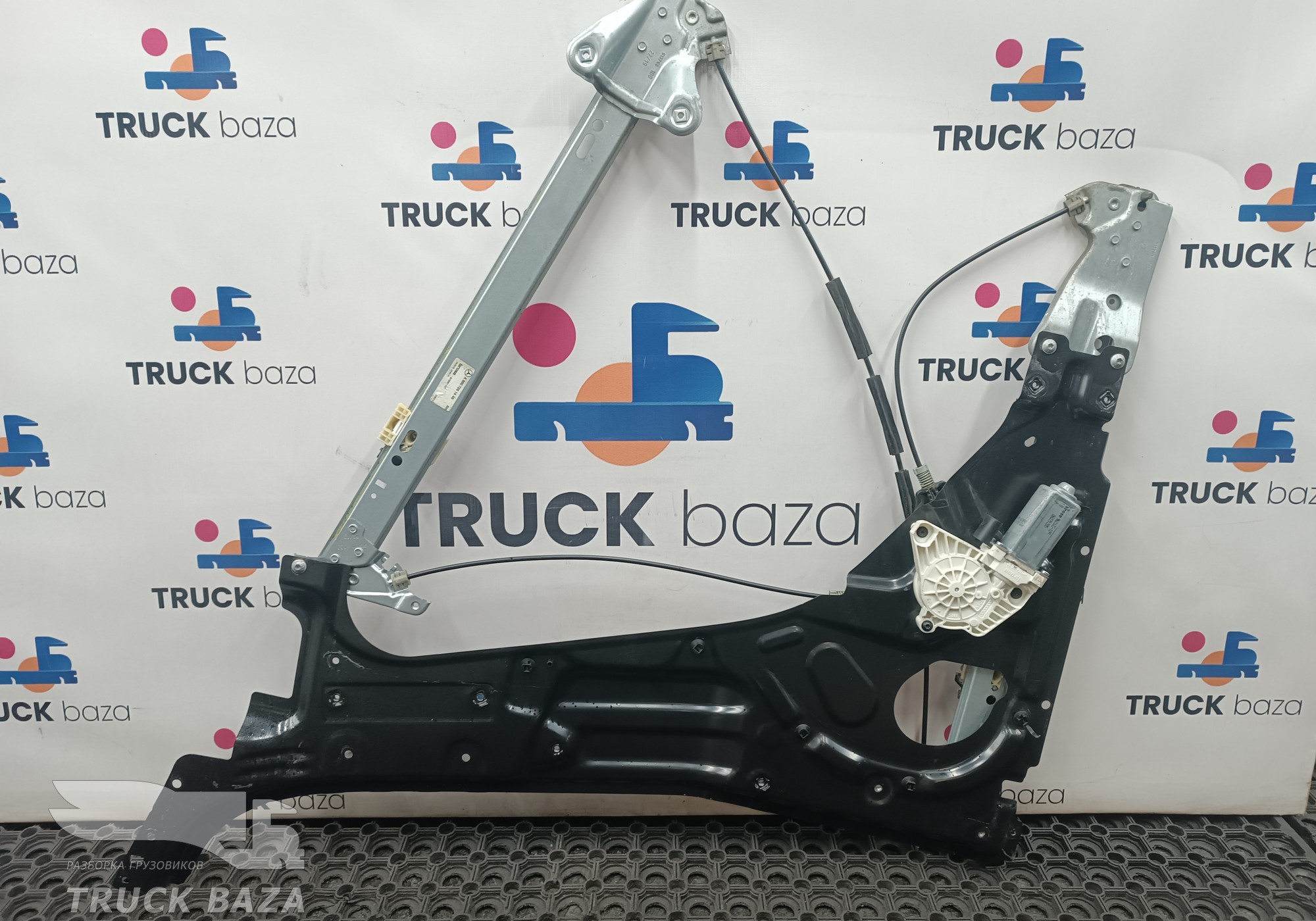 9607201446 Стеклоподъемник правый для Mercedes-Benz Actros